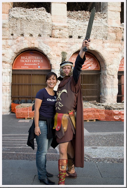 Clicca per scorrere le foto originali ingrandite